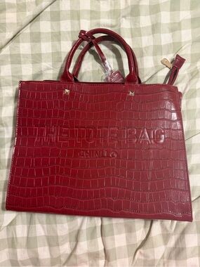 Chinilo Red Croc-Embossed Tote Bag with Top Handles